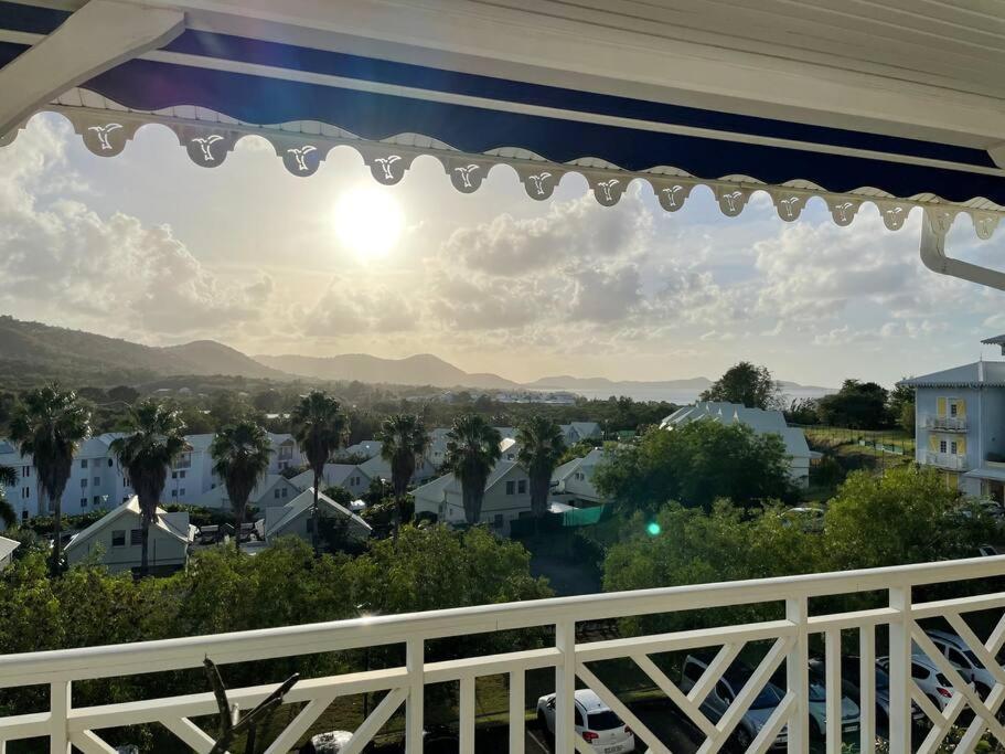 Sunny Cottage, Belle Terrasse, Proche Et Vue Mer Сент-Люс Экстерьер фото