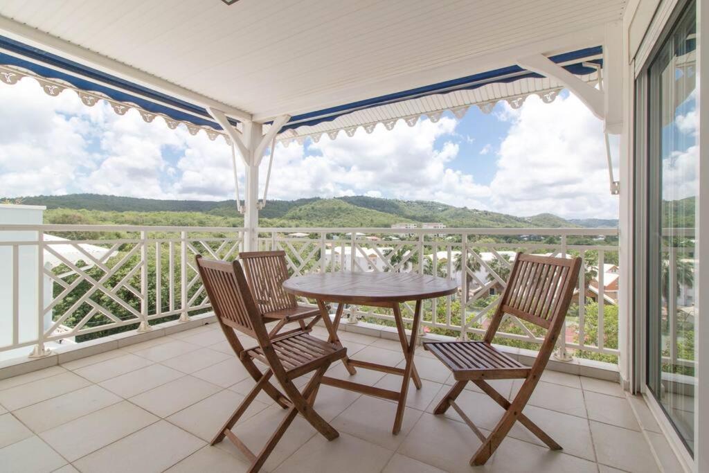 Sunny Cottage, Belle Terrasse, Proche Et Vue Mer Сент-Люс Экстерьер фото